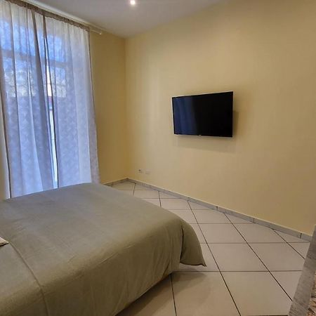 La Casa Di Bruno Suites Napoli Esterno foto
